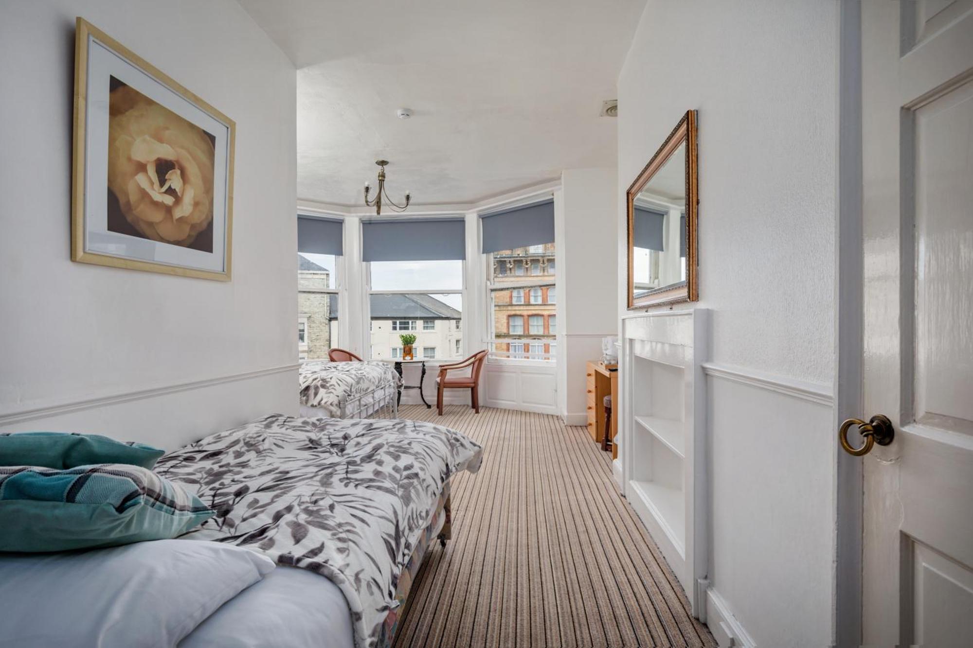 Guest house Serenity Scarborough